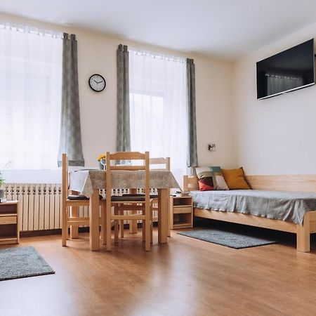 Apartman Ady 6 Senta Esterno foto
